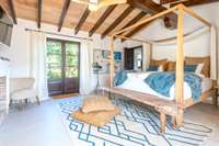 living - Casa rural de 450m² en venta en Felanitx, Islas Baleares - gallery thumbnail - 3