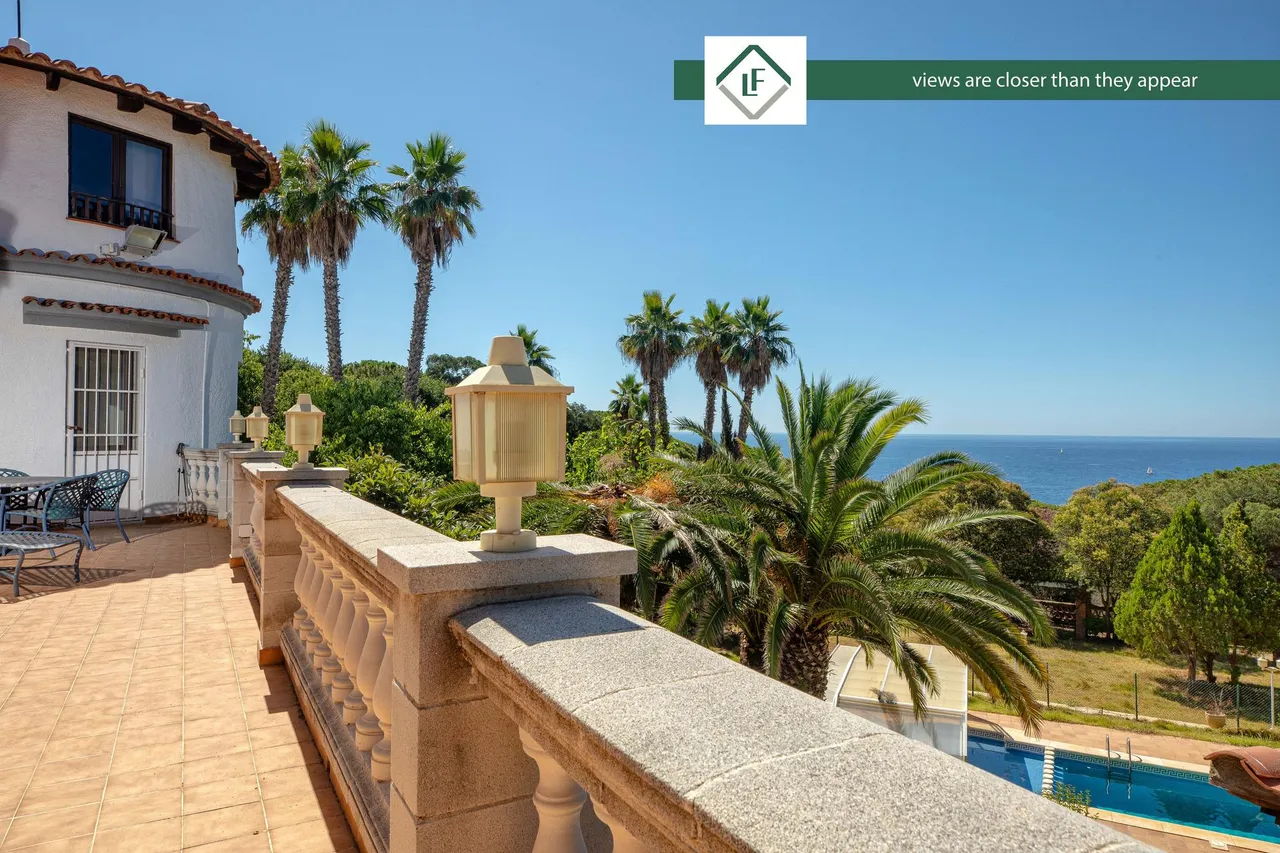 living - Casa / villa de 875m² en venta en Lloret de Mar - gallery - 5
