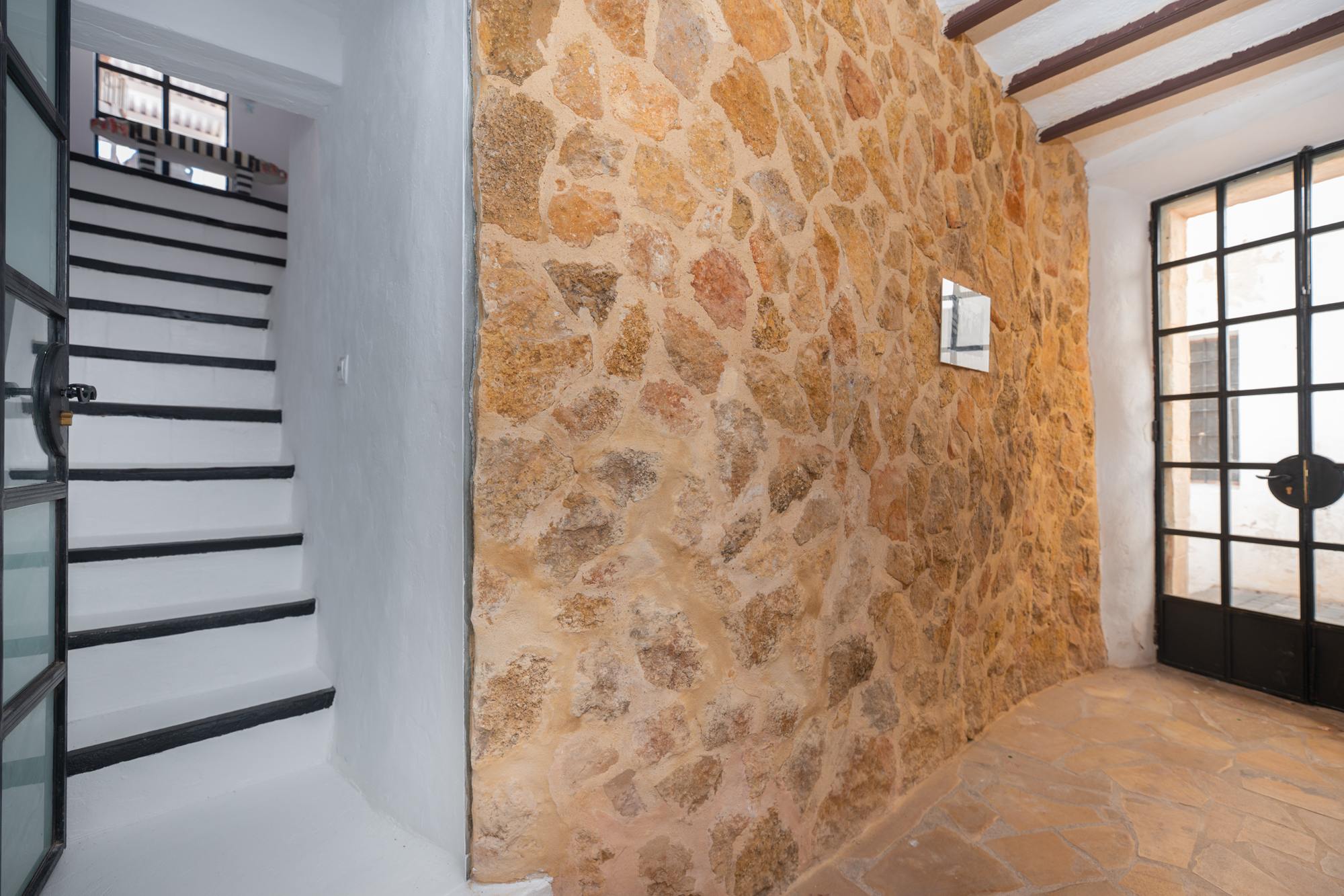 living - 83m² apartment for sale in Ibiza Town, Balearic Islands - gallery thumbnail - 6