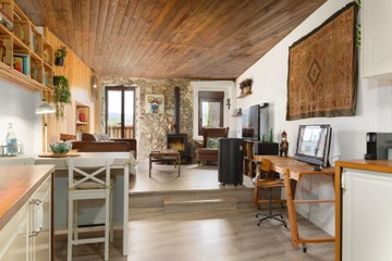 living - 690m² masia with 379m² garden for sale in La Garrotxa - featured