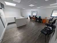 logistics - Activités / Bureaux À Louer - gallery thumbnail - 9