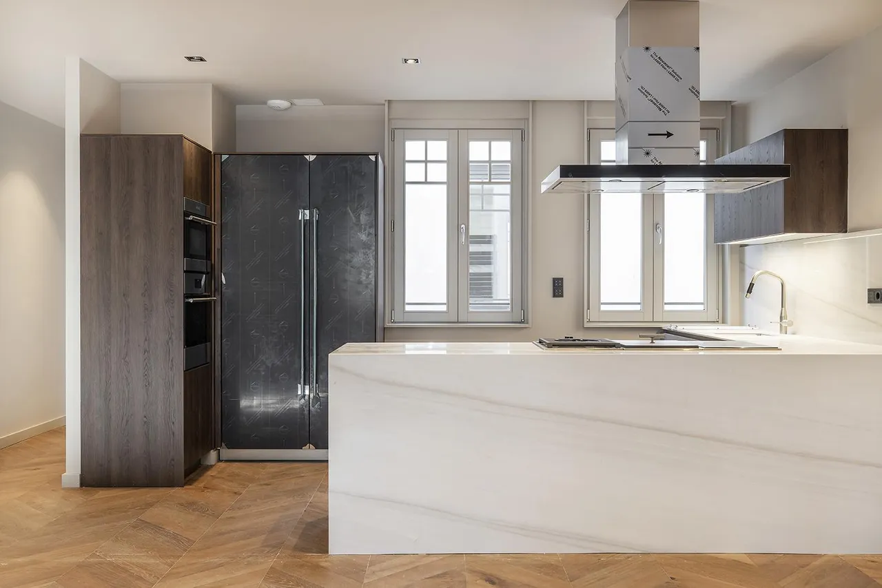 living - Piso de 90m² en alquiler en El Born, Barcelona - gallery - 2