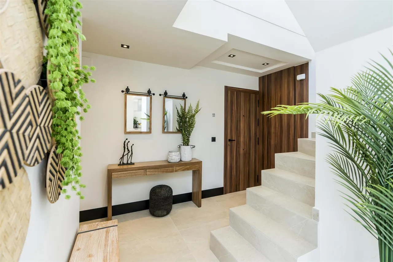 living - Promoción de obra nueva de Pisos en venta en Nueva Andalucía, Costa del Sol. - gallery - 9