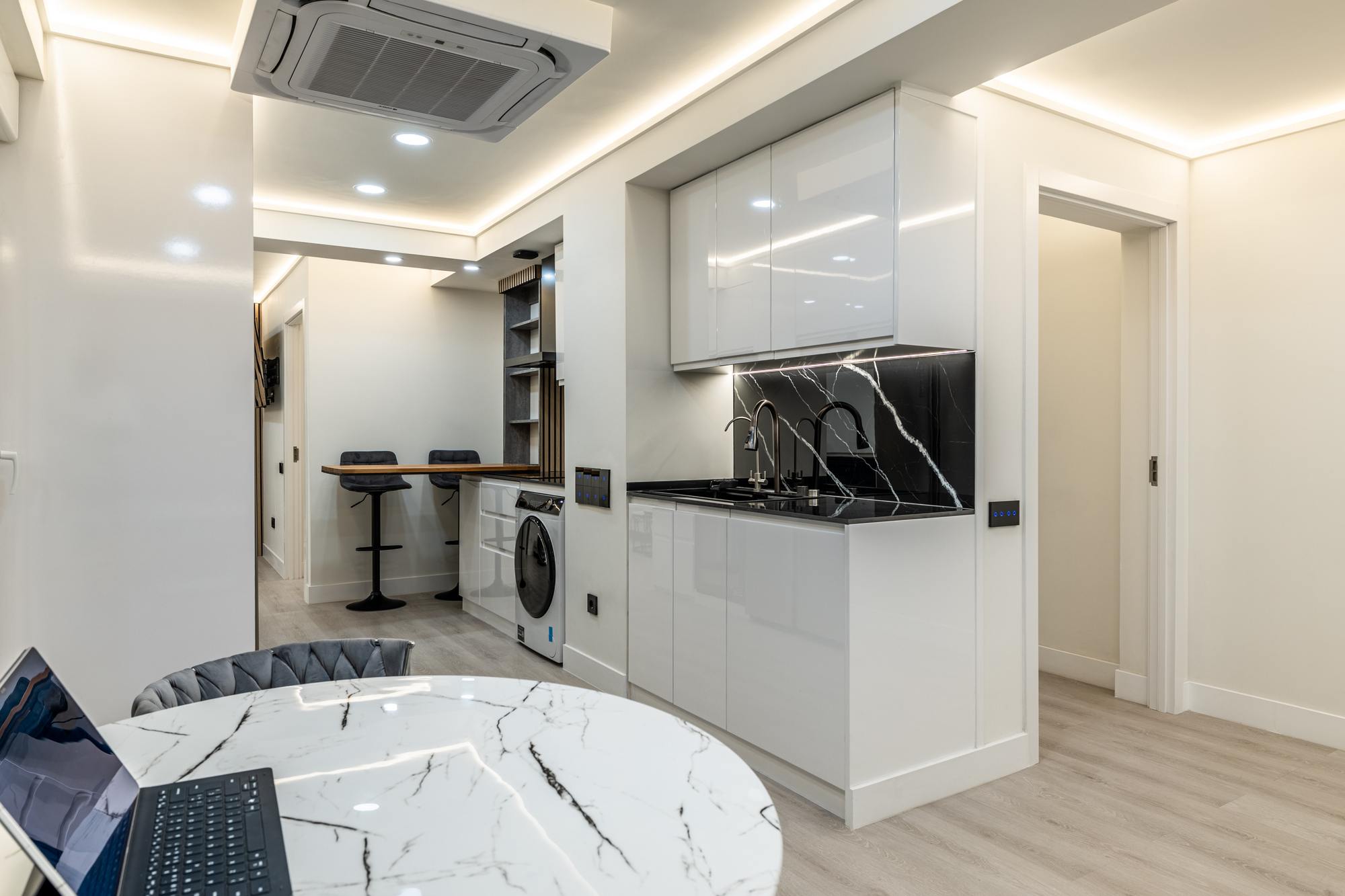 living - 111m² apartment with 15m² terrace for sale in Lista, Madrid - gallery thumbnail - 5