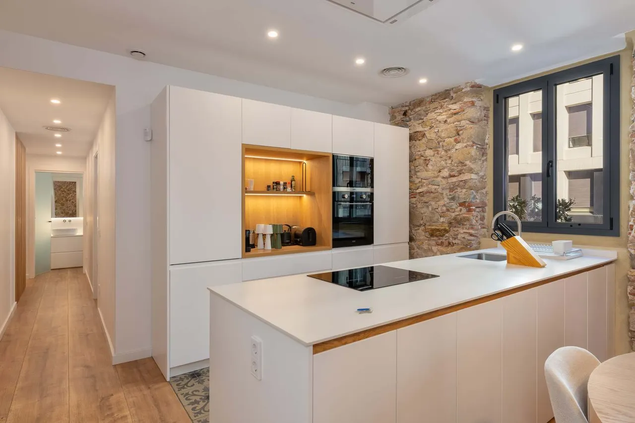 living - 102m² apartment for sale in Barri Vell, Girona - gallery - 8