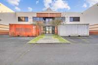 logistics - Light Industrial Premises / Offices For Rent - gallery thumbnail - 4
