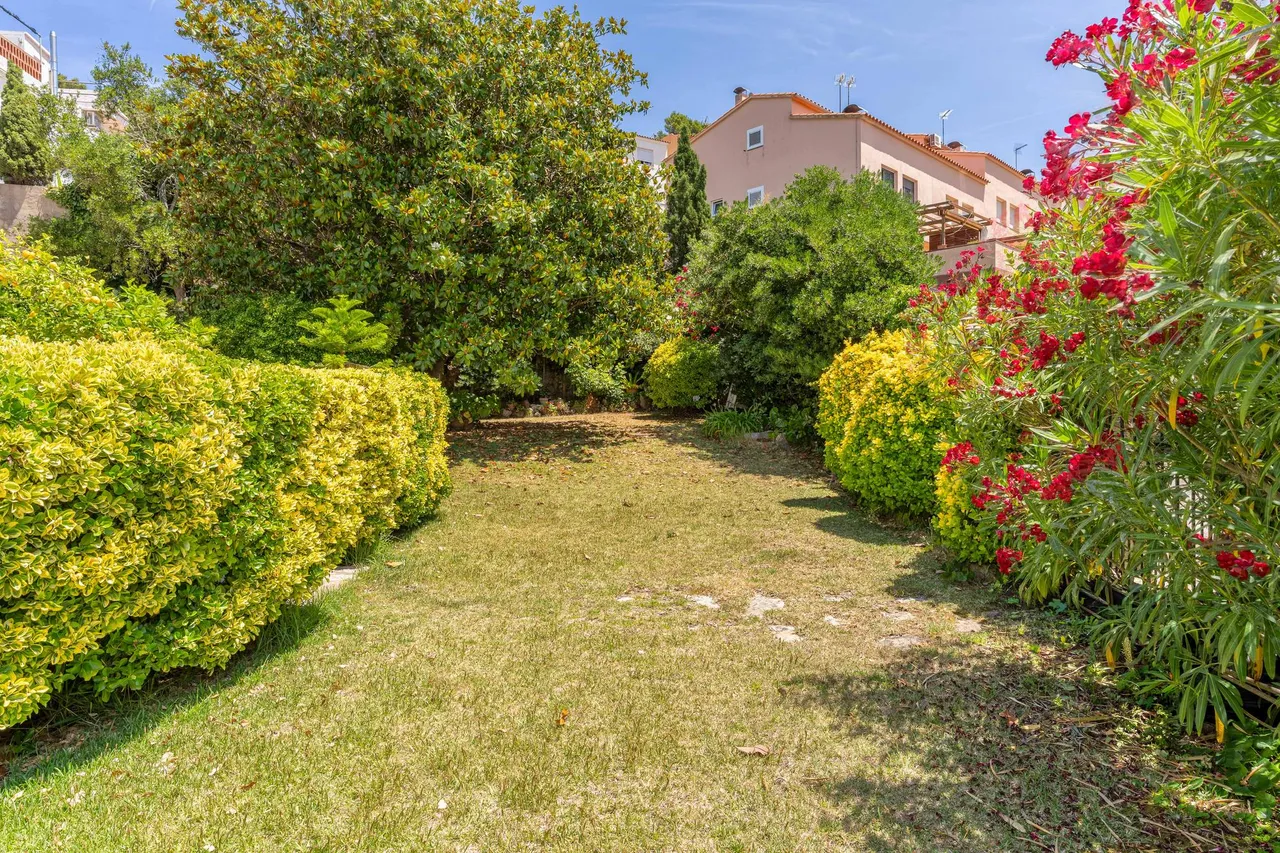 living - 417m² house / villa for sale in Begur Town, Costa Brava - gallery - 4