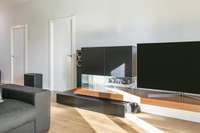 living - 95m² apartment for rent in El Born, Barcelona - gallery thumbnail - 5