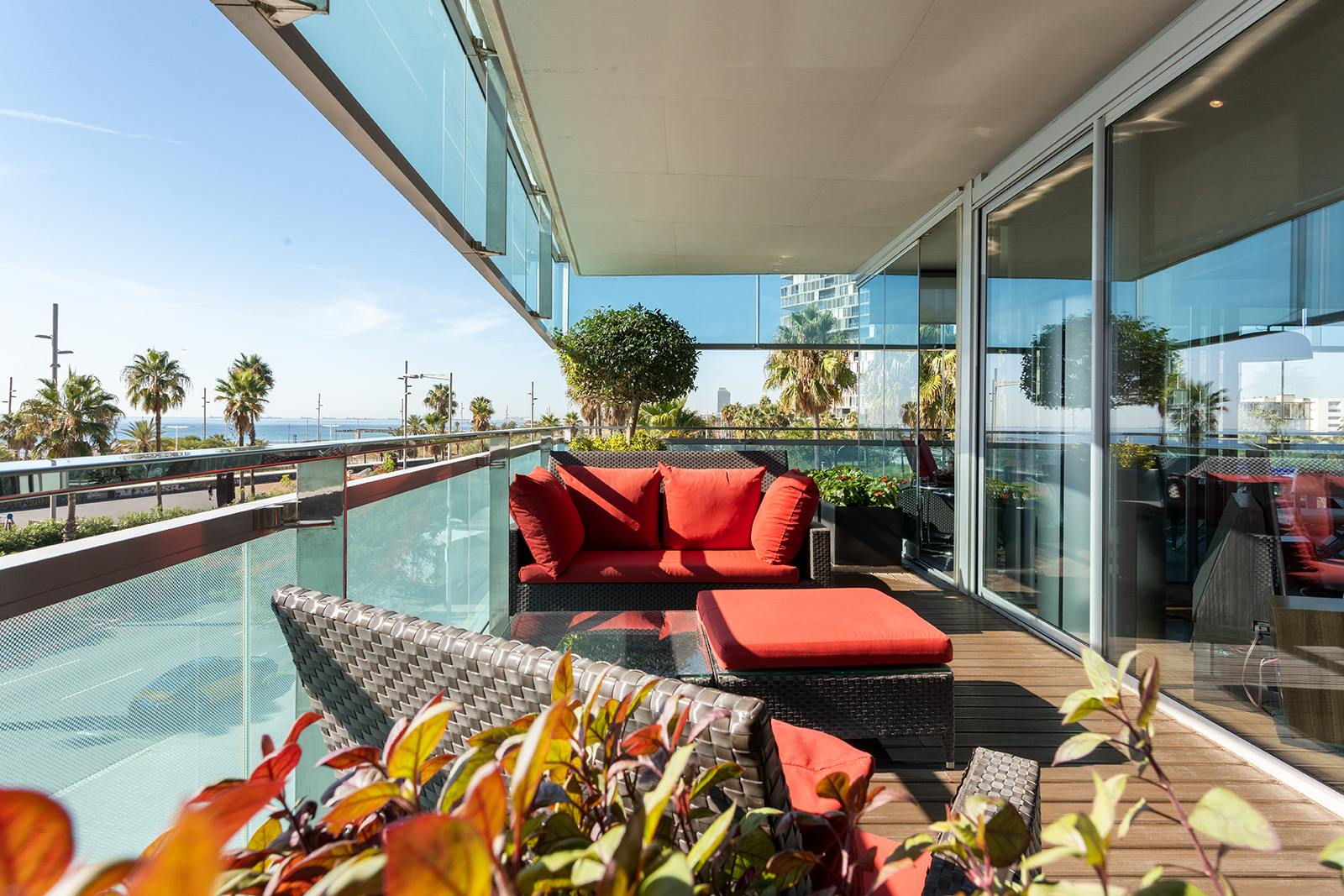 living - Piso de 130m² con 84m² terraza en venta en Diagonal Mar - gallery thumbnail - 3