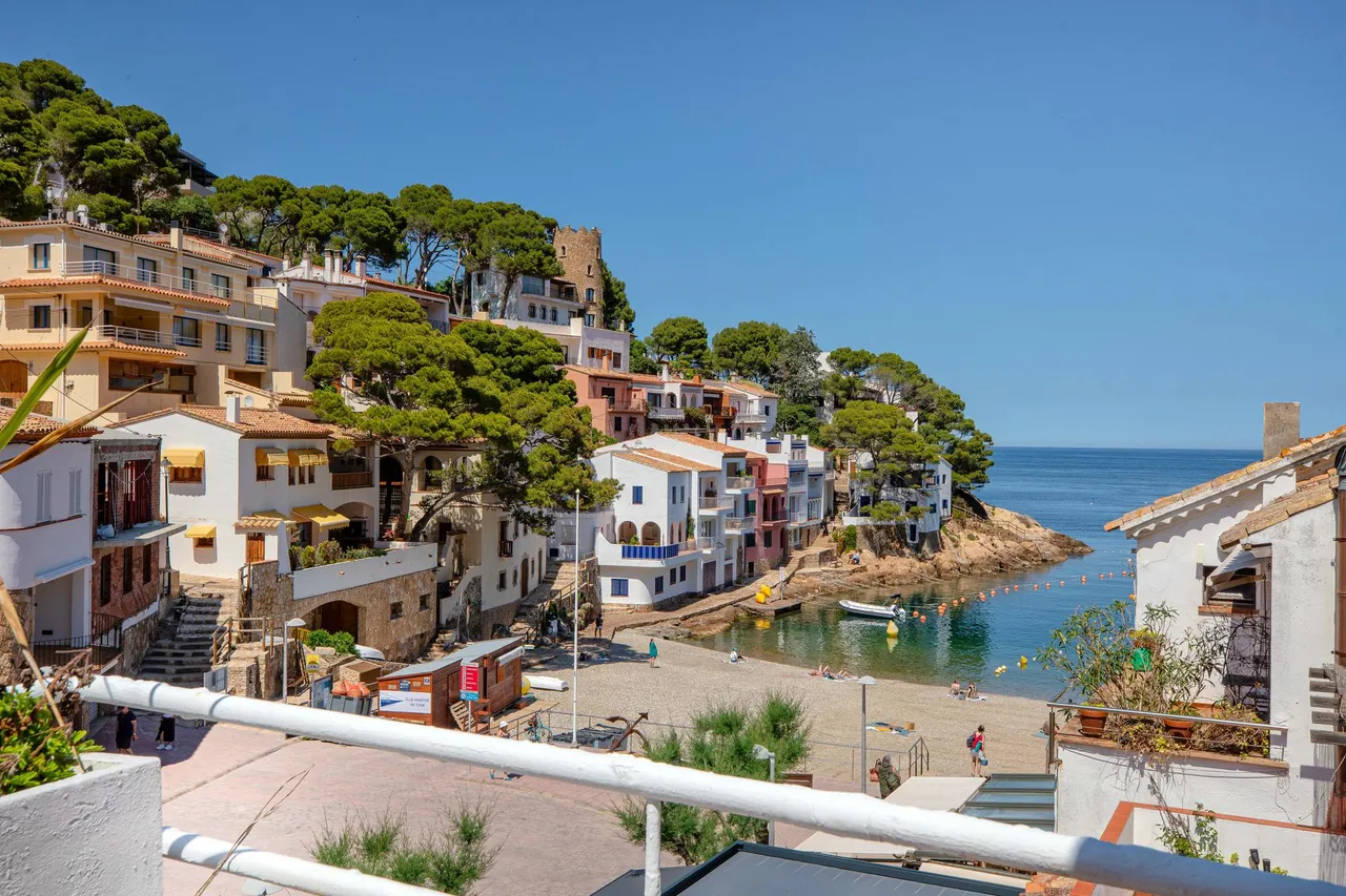 living - Piso de 85m² en venta en Sa Tuna, Costa Brava - gallery - 8
