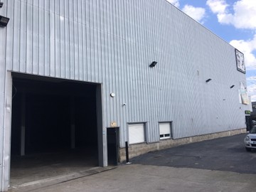 logistics - Entrepôt / Bureaux À Louer - featured