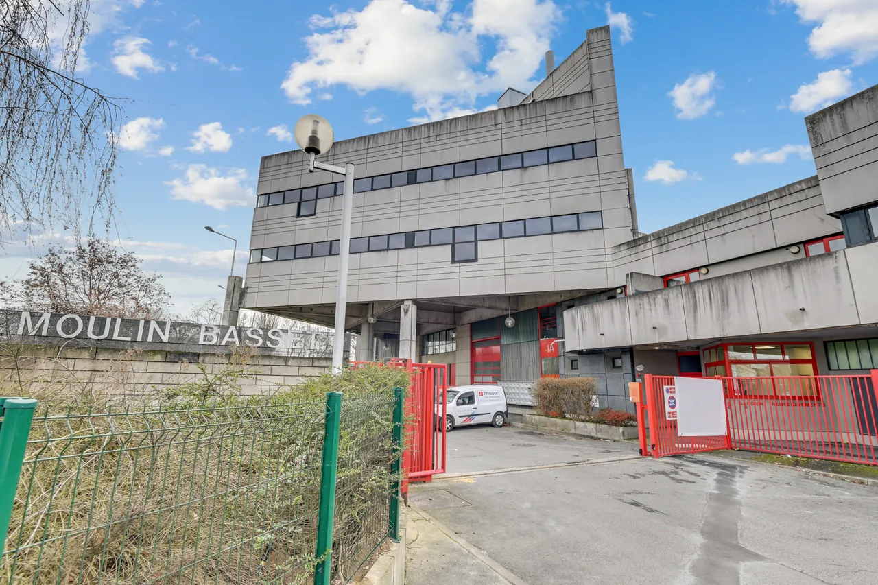 logistics - Activités / Bureaux À Louer - gallery - 2