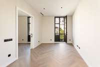 living - Piso de 77m² en venta en Eixample Derecho, Barcelona - gallery thumbnail - 3