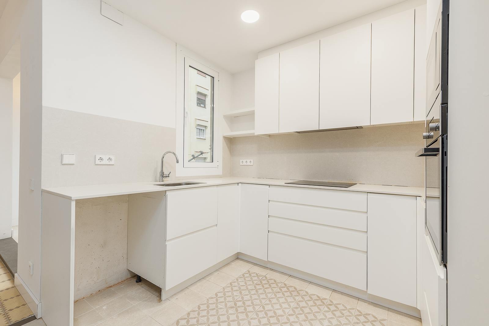 living - Piso de 78m² con 12m² terraza en venta en Eixample Derecho - gallery thumbnail - 9