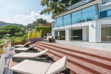 living - Casa / villa de 330m² en venta en Blanes, Costa Brava - featured