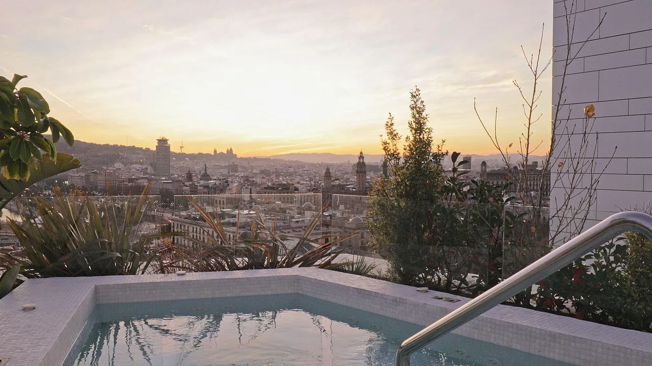 living - 309m² penthouse with 115m² terrace for sale in El Born - gallery - 2