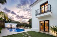 living - 373m² house / villa with 122m² terrace for sale in Quinta - gallery thumbnail - 3