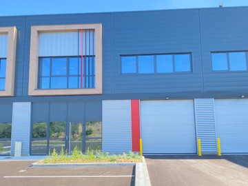 logistics - Light Industrial Premises / Offices For Rent - featured