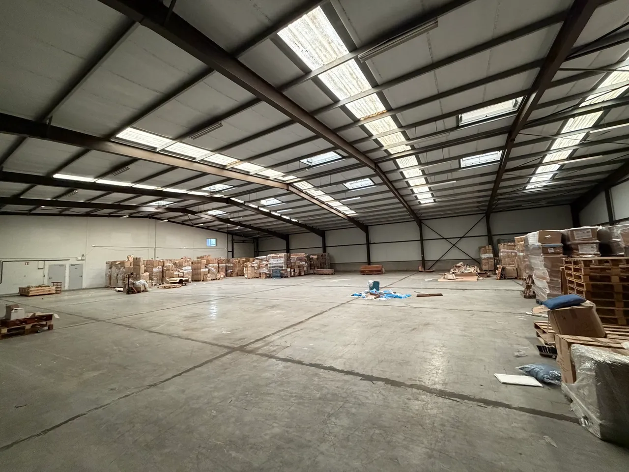 logistics - Entrepôt / Bureaux À Vendre - gallery - 2
