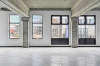 logistics - Activités / Bureaux À Louer - gallery thumbnail - 4