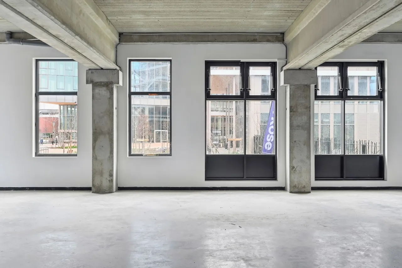 logistics - Light Industrial Premises / Offices For Rent - gallery - 4