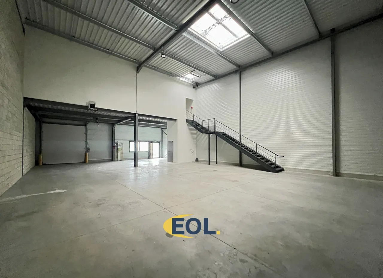 logistics - Activity Facility For Rent - gallery - 2