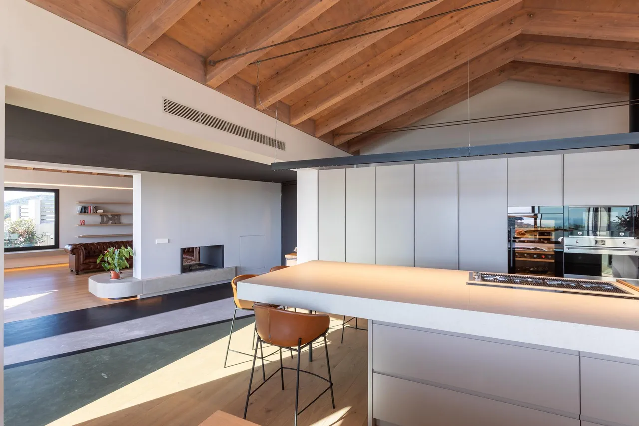 living - 712m² house / villa for sale in Cabrils, Barcelona - gallery - 9