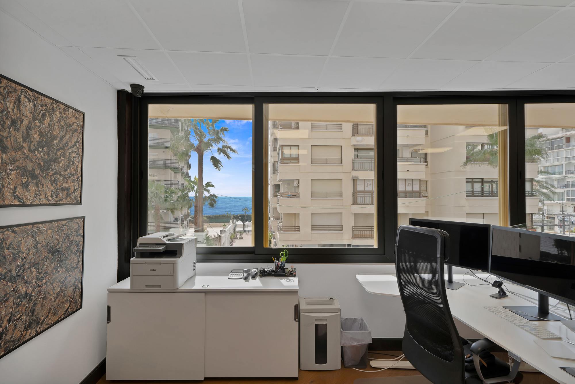 living - Oficina de 218m² en venta en Este Marbella, Costa del Sol - gallery - 10