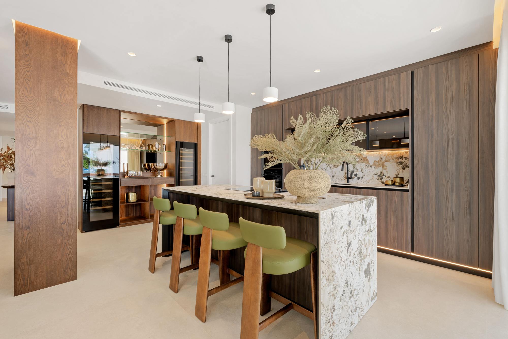 living - Piso de 150m² con 40m² terraza en venta en Este Marbella - gallery thumbnail - 9