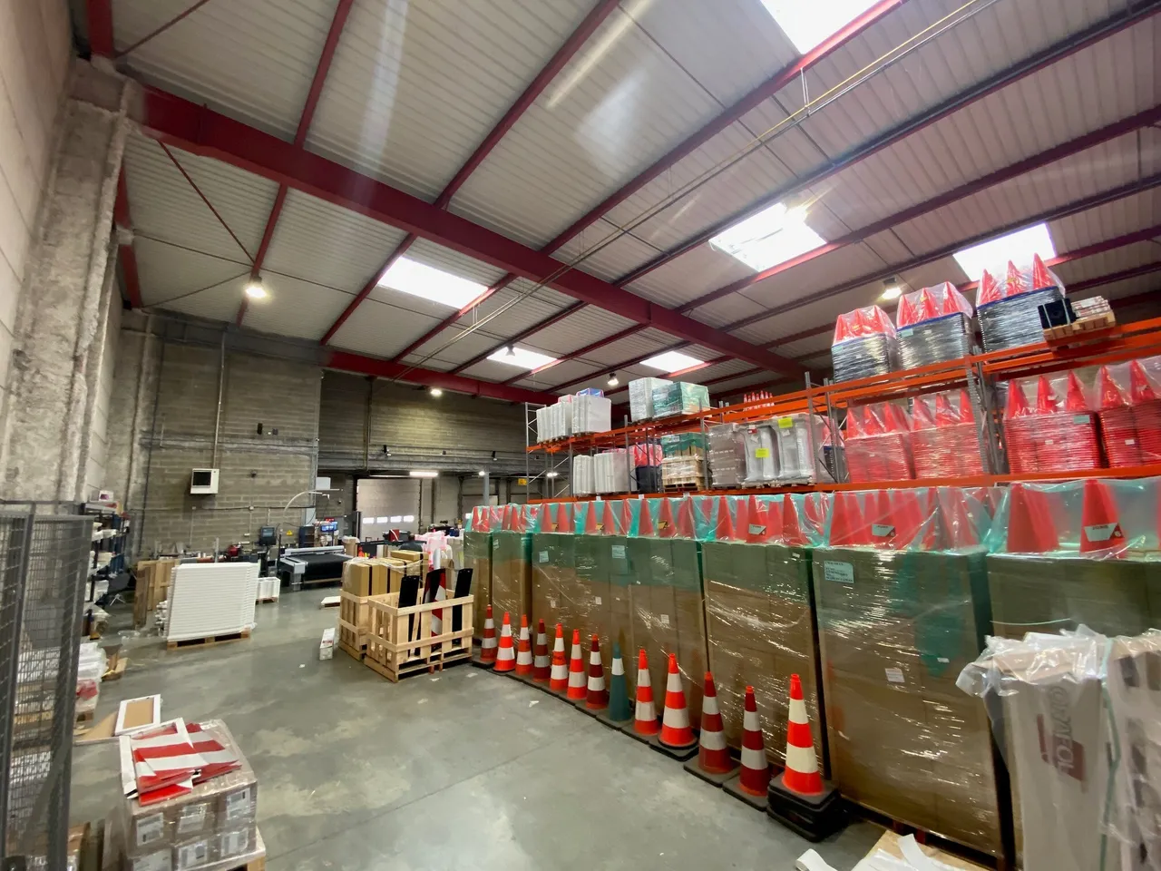 logistics - Light Industrial Premises / Offices For Rent - gallery - 8