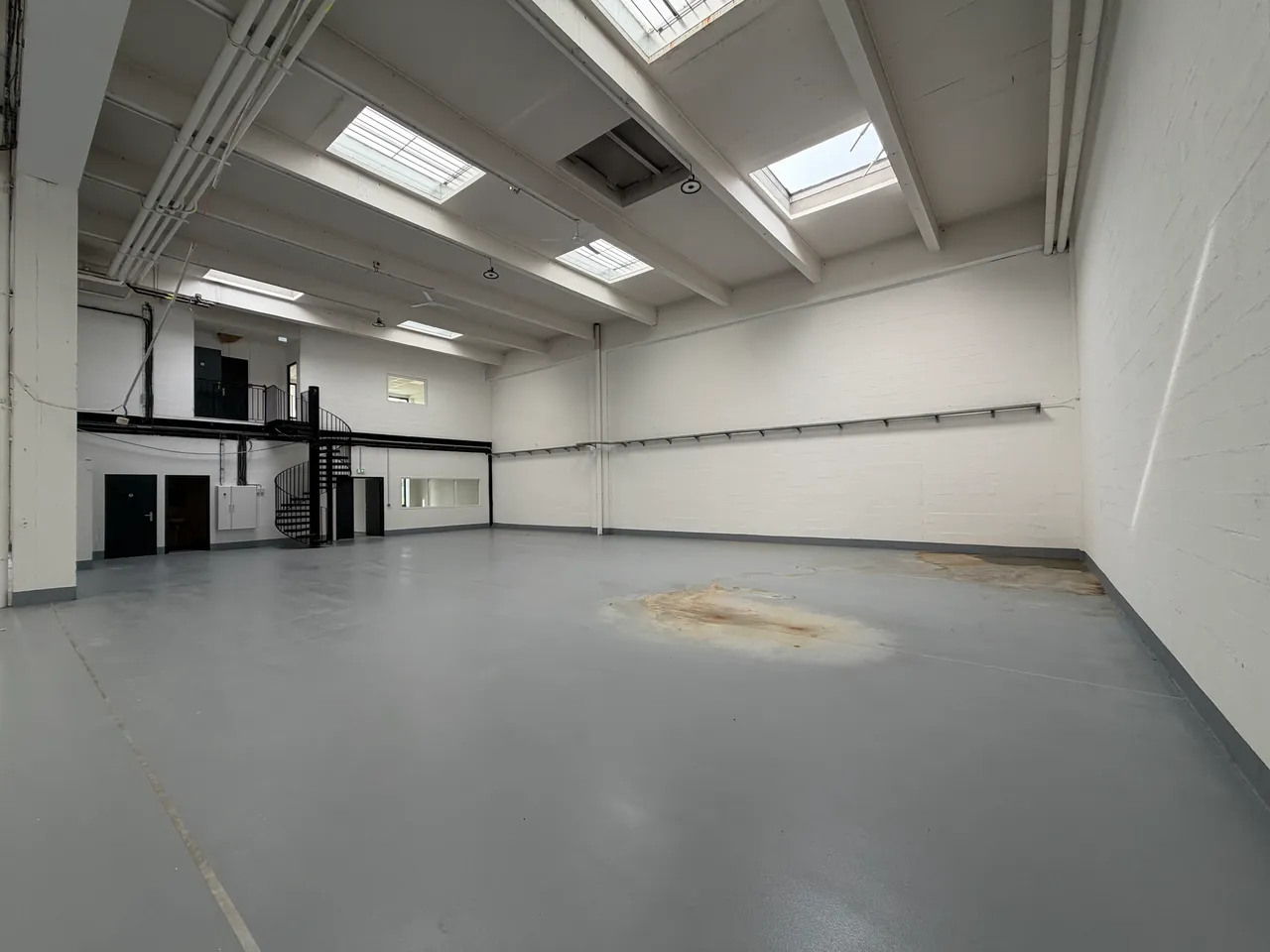 logistics - Activity Facility For Rent - gallery - 5