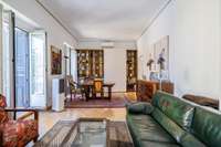 living - 81m² apartment for sale in Malasaña, Madrid - gallery thumbnail - 7