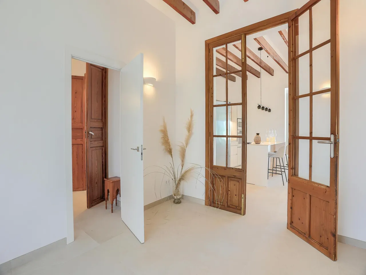 living - 200m² house / villa for sale in Llubí, Balearic Islands - gallery - 8