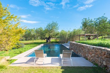 living - Casa / villa de 450m² en venta en Santa Eulalia - featured