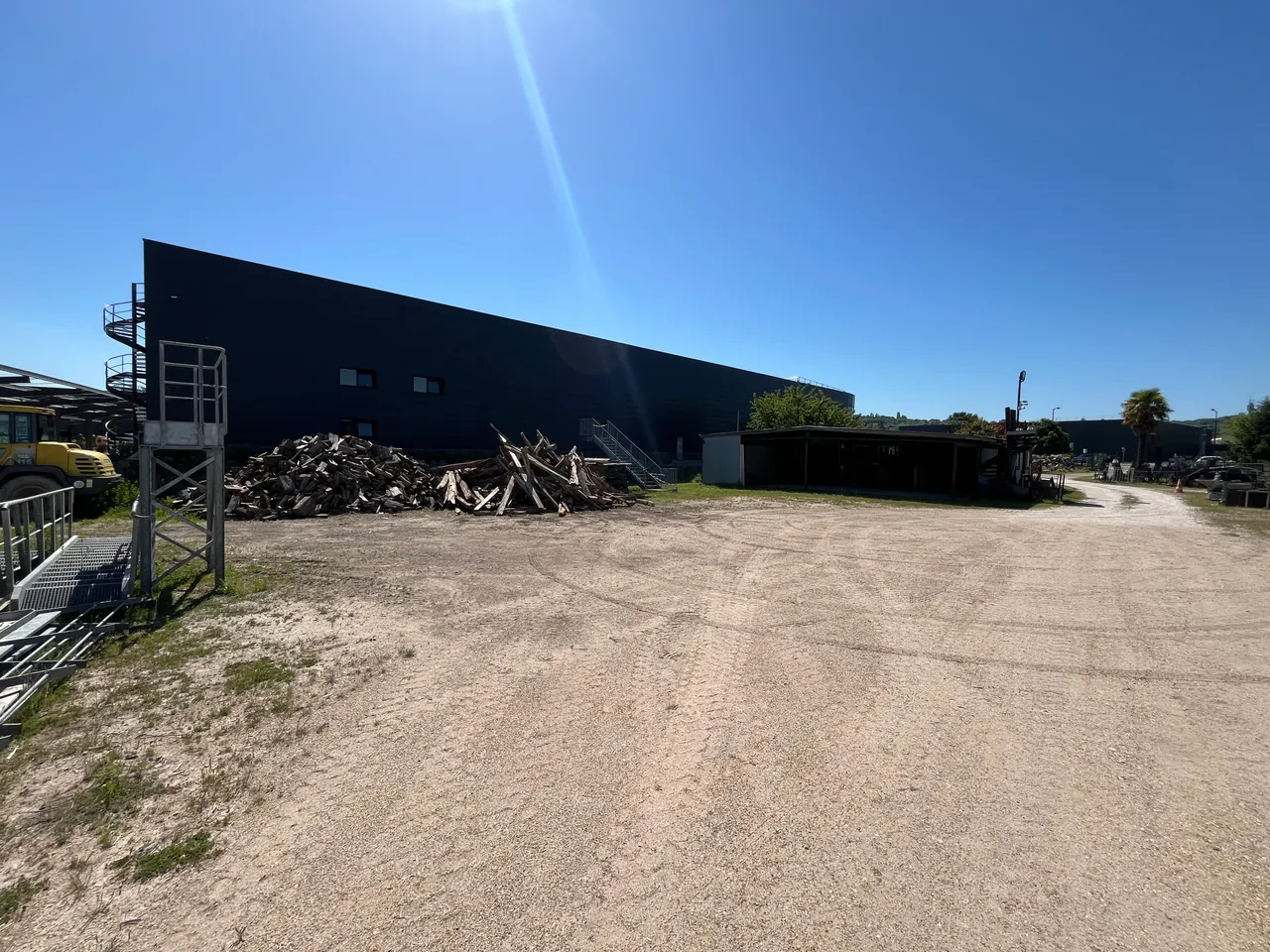 logistics - Greenfield For Rent - gallery - 4