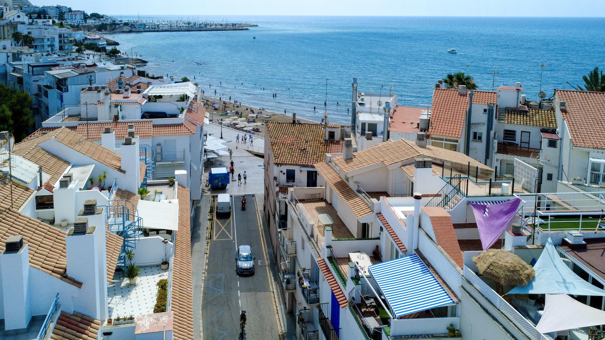 living - 89m² penthouse with 41m² terrace for sale in Sitges Town - gallery - 6