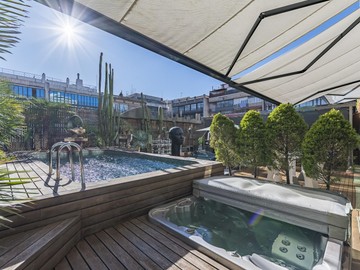 living - 542m² apartment with 189m² terrace for sale in Eixample Right - featured
