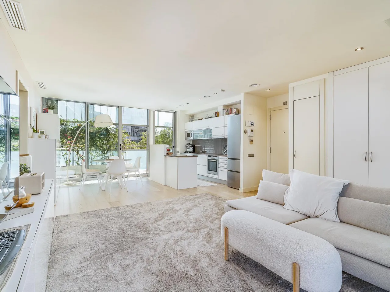 living - 82m² apartment with 53m² terrace for sale in Diagonal Mar - gallery - 4
