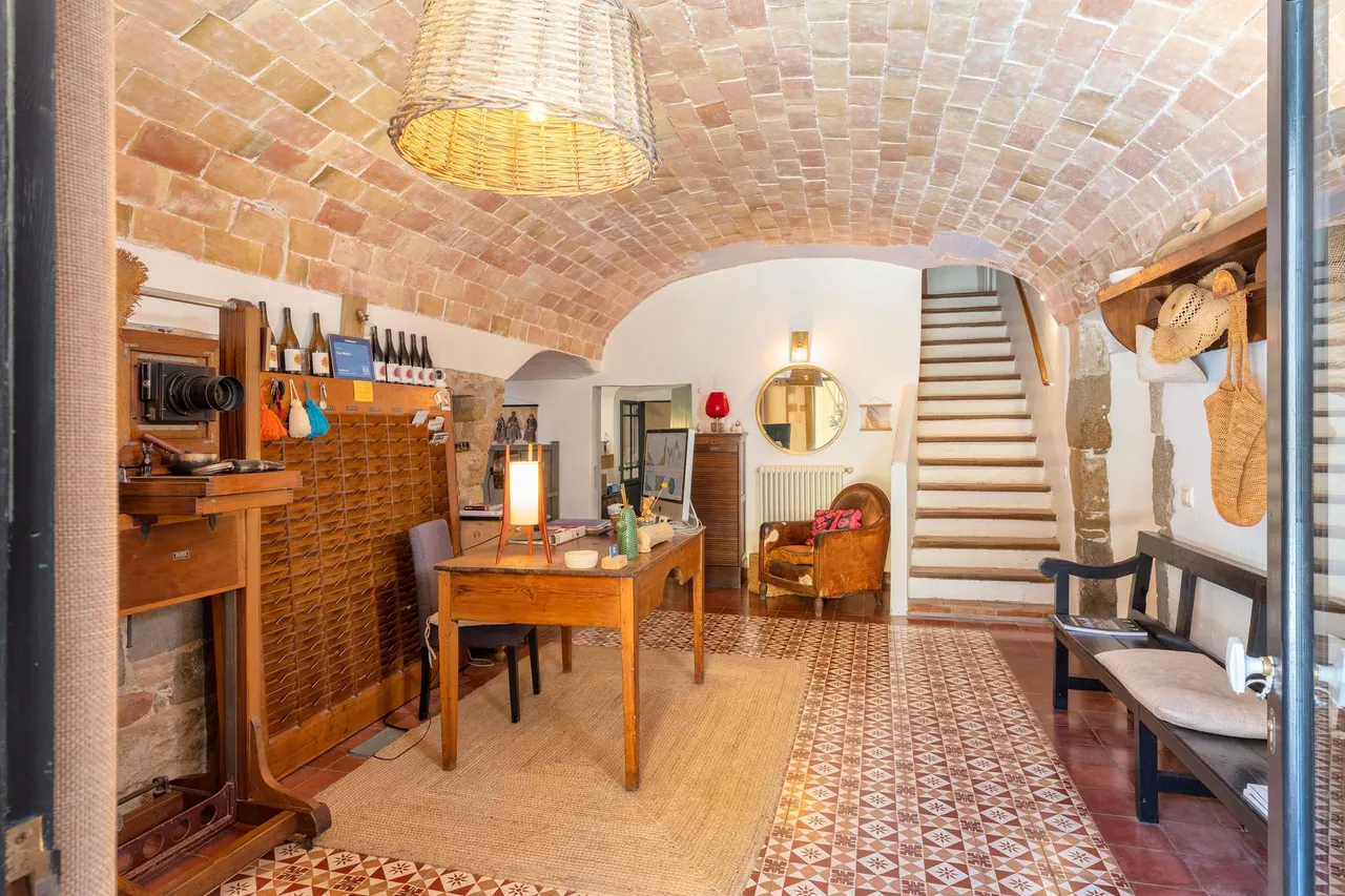 living - Casa / villa de 795m² en venta en El Gironés, Girona - gallery - 3