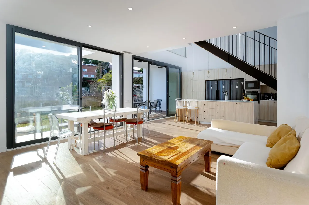 living - Casa / villa de 382m² en venta en Premià de Dalt, Barcelona - gallery - 4