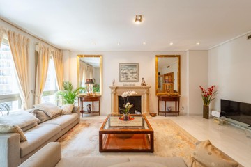 living - 288m² apartment for sale in Sant Francesc, Valencia - featured