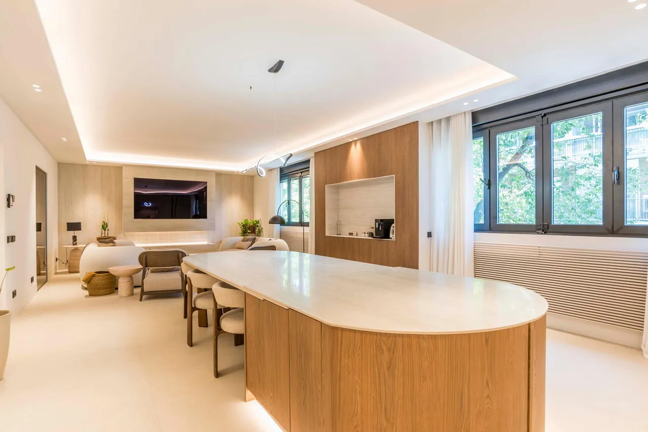 living - Piso de 444m² en venta en Castellana, Madrid - gallery - 7