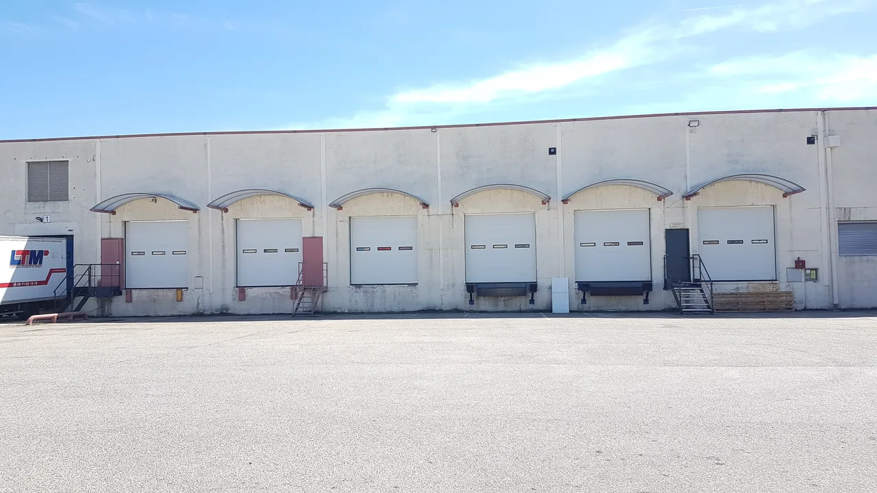 logistics - Activités / Bureaux À Louer - gallery - 5