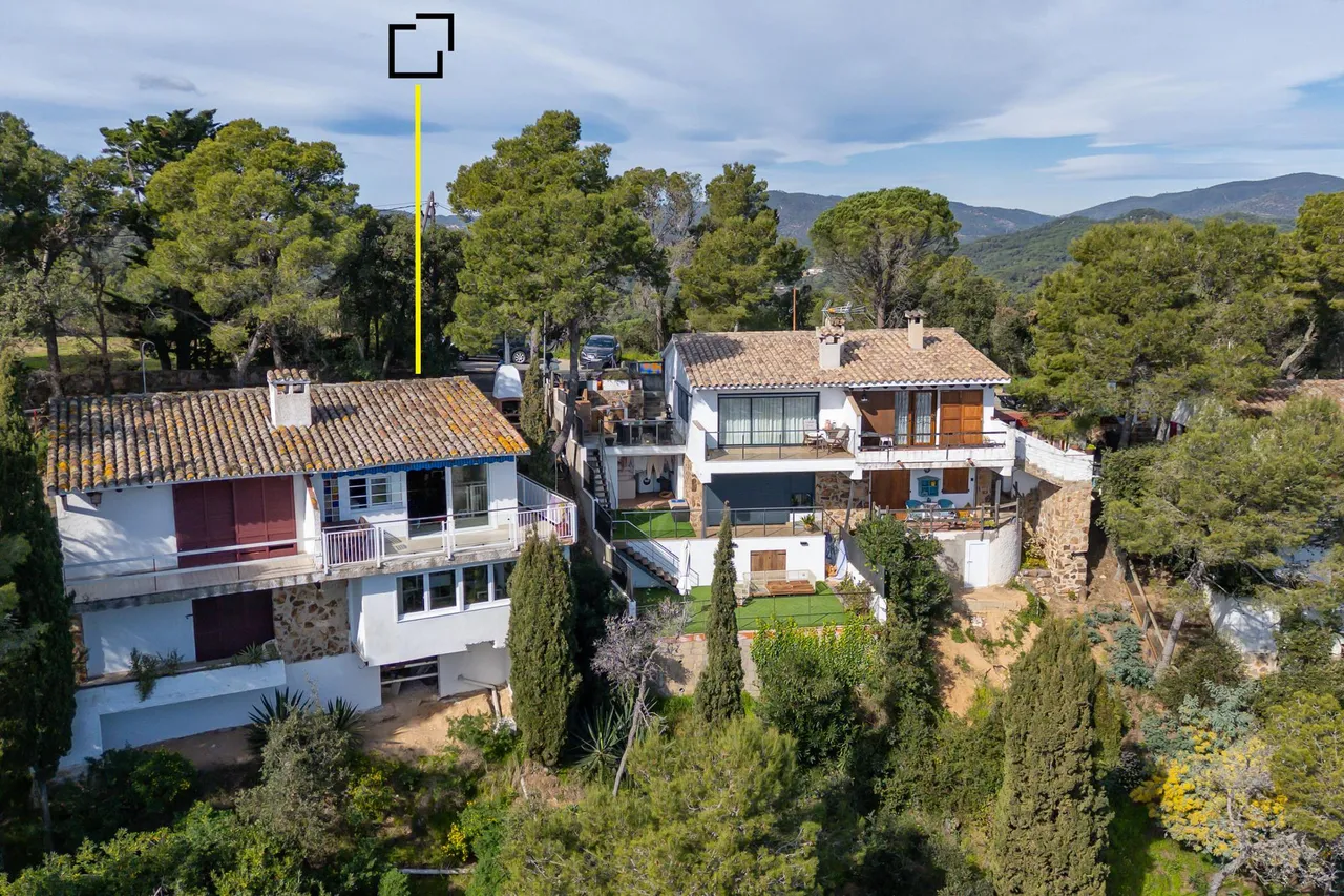 living - 108m² house / villa for sale in Tossa de Mar, Costa Brava - gallery - 3