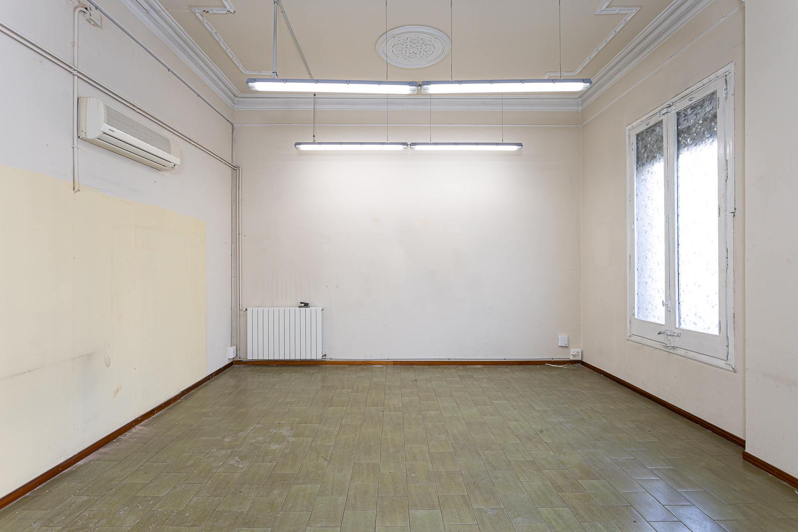 living - 148m² apartment for sale in Eixample Left, Barcelona - gallery thumbnail - 8
