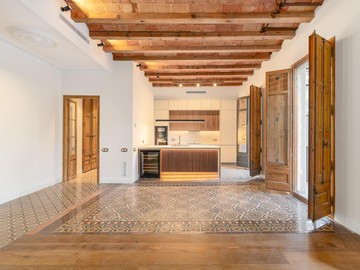 living - Piso de 134m² en venta en Eixample Izquierdo, Barcelona - featured