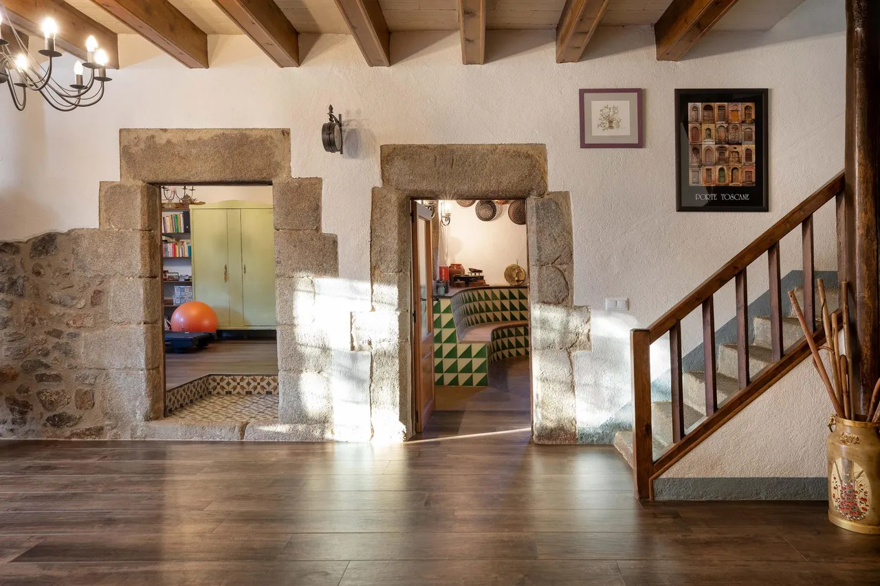 living - 794m² country house with 30,000m² garden for sale in La Selva - gallery - 9