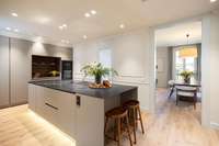 living - Piso de 200m² con 15m² terraza en venta en Eixample Derecho - gallery thumbnail - 10