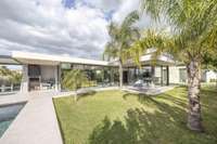 living - 321m² house / villa with 49m² terrace for sale in La Eliana - gallery thumbnail - 6