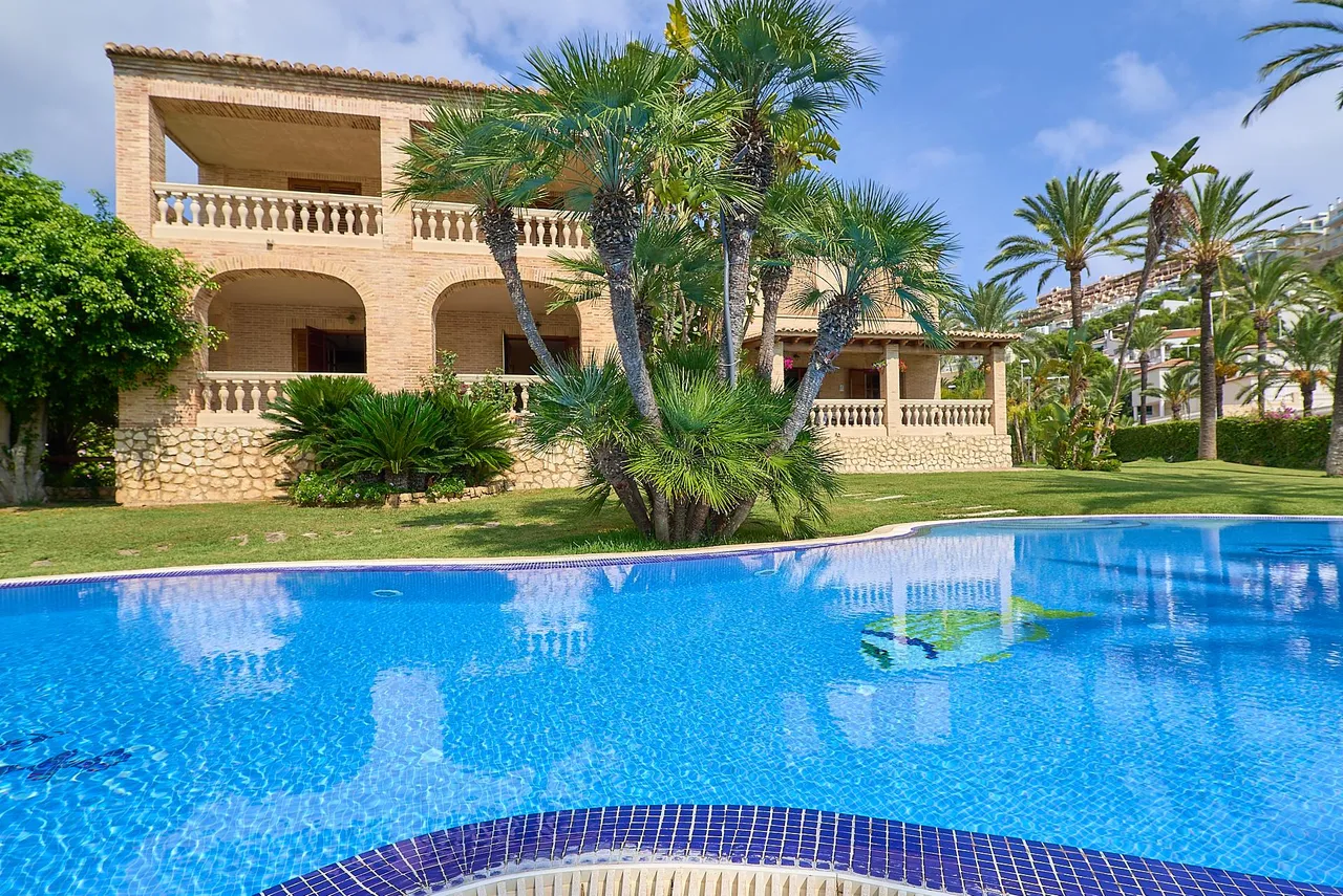 living - 697m² house / villa for sale in Cullera, Valencia - gallery - 2